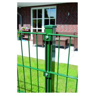 TOM Zaunpfosten RAL 6005 grünfür 2030 mm, RR60/40 x 2600 mmmit Klemmhalter